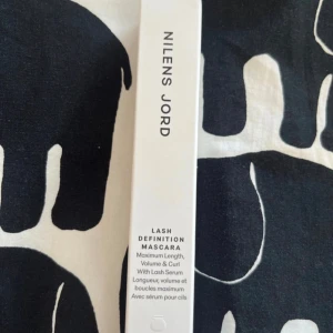 Nilens Jord Lash Definition Mascara - Nilens Jord Lash Definition Mascara 