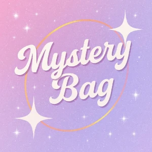 Mystery Set (M) - ✨ MYSTERY NAIL SET 💅 UNIKT ✨  🎁 1 random set – aldrig visat 💅 Unik design 🫧 Reusable + prepkit ingår ❌ No previews – no repeats 🌈 Alltid surprise, alltid different  Vibe check: passed ✅  Perfekt för dig som vågar bli överraskad 💖 Du kommer få något ingen annan har – det är hela grejen 🕶️✨ 