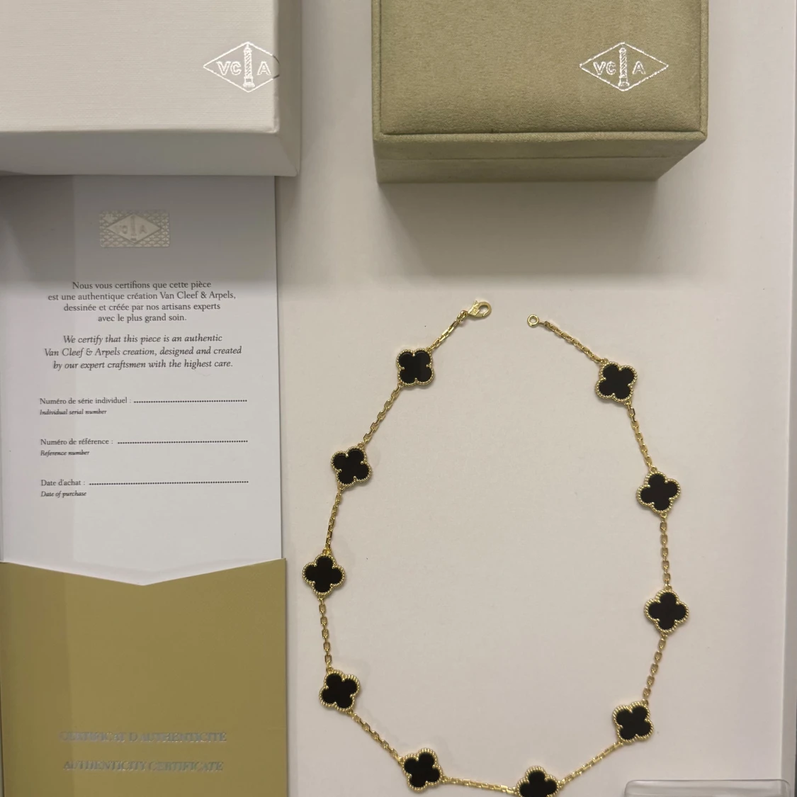 Halsband | Svart | Smycken | Van Cf - 1