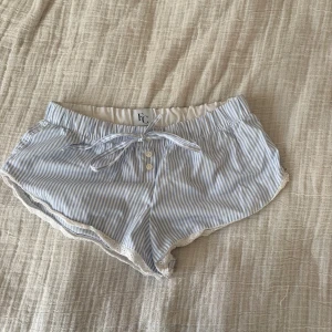 short - superfina randiga pyjamasshorts