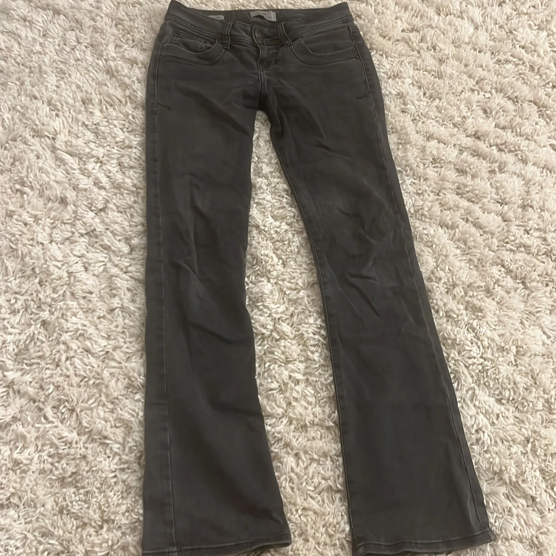 Svarta bootcut jeans från LTB - 1