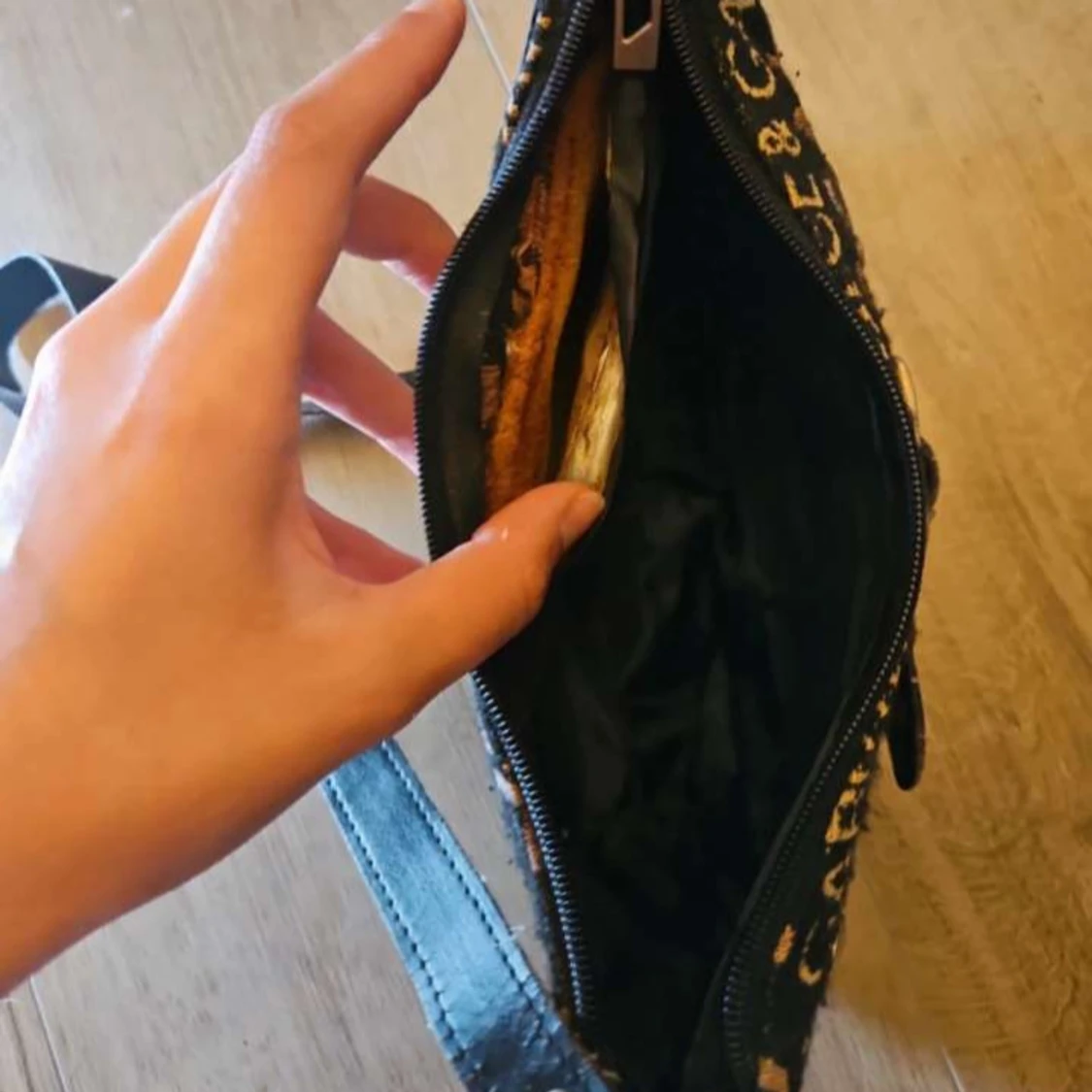  axelväska med bälte - 3