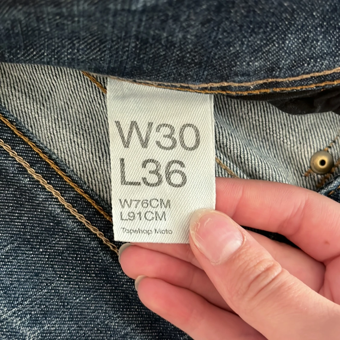 Blå bootcut jeans från Topshop W30 L36 - 2