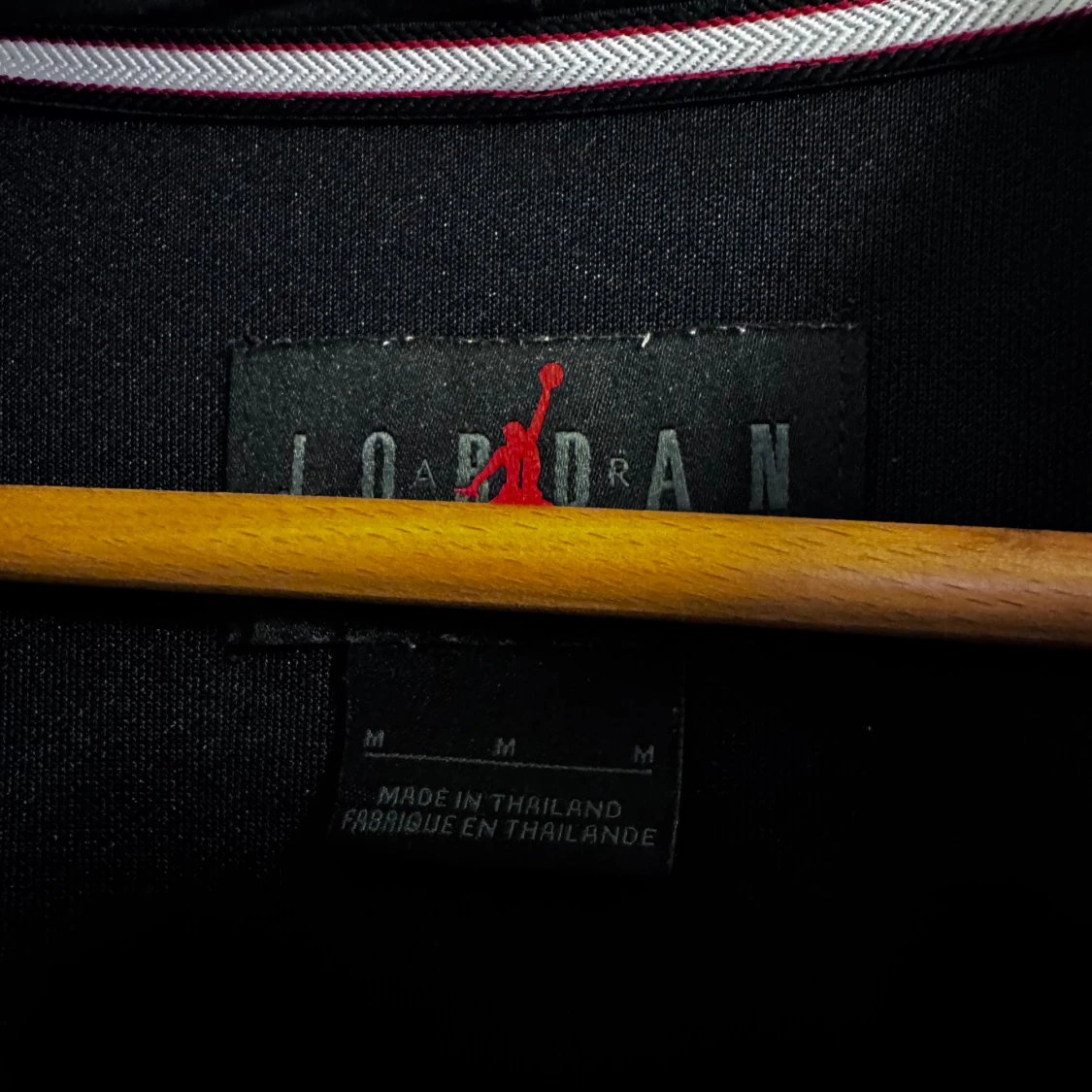 Svart Jordan hoodie med dragkedja - 2