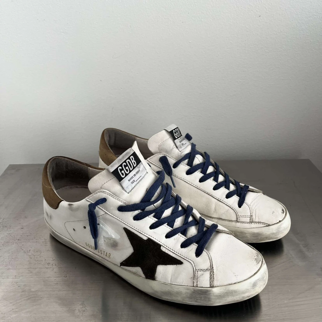 Golden Goose vita sneakers med stjärna - 1