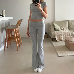 Yoga pants  - Sååå snygga från Gina tricot Young perfekta till hösten passar XS 165-175cm 💕❤️