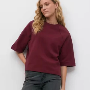 Terry tee top från Gina Tricot - Köptes för 279 men aldrig kommit till användning då den är i S och väldigt oversized på mig