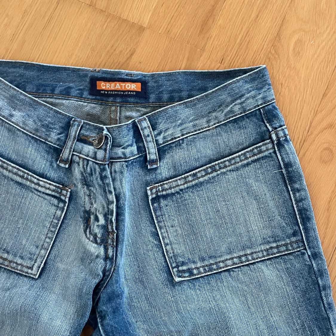 Lågmidjade bootcut jeans med fickor Creator - 1