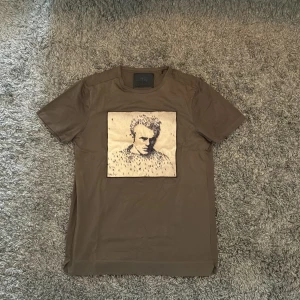 Brun t-shirt Limitato - Storlek/S, skick 9/10