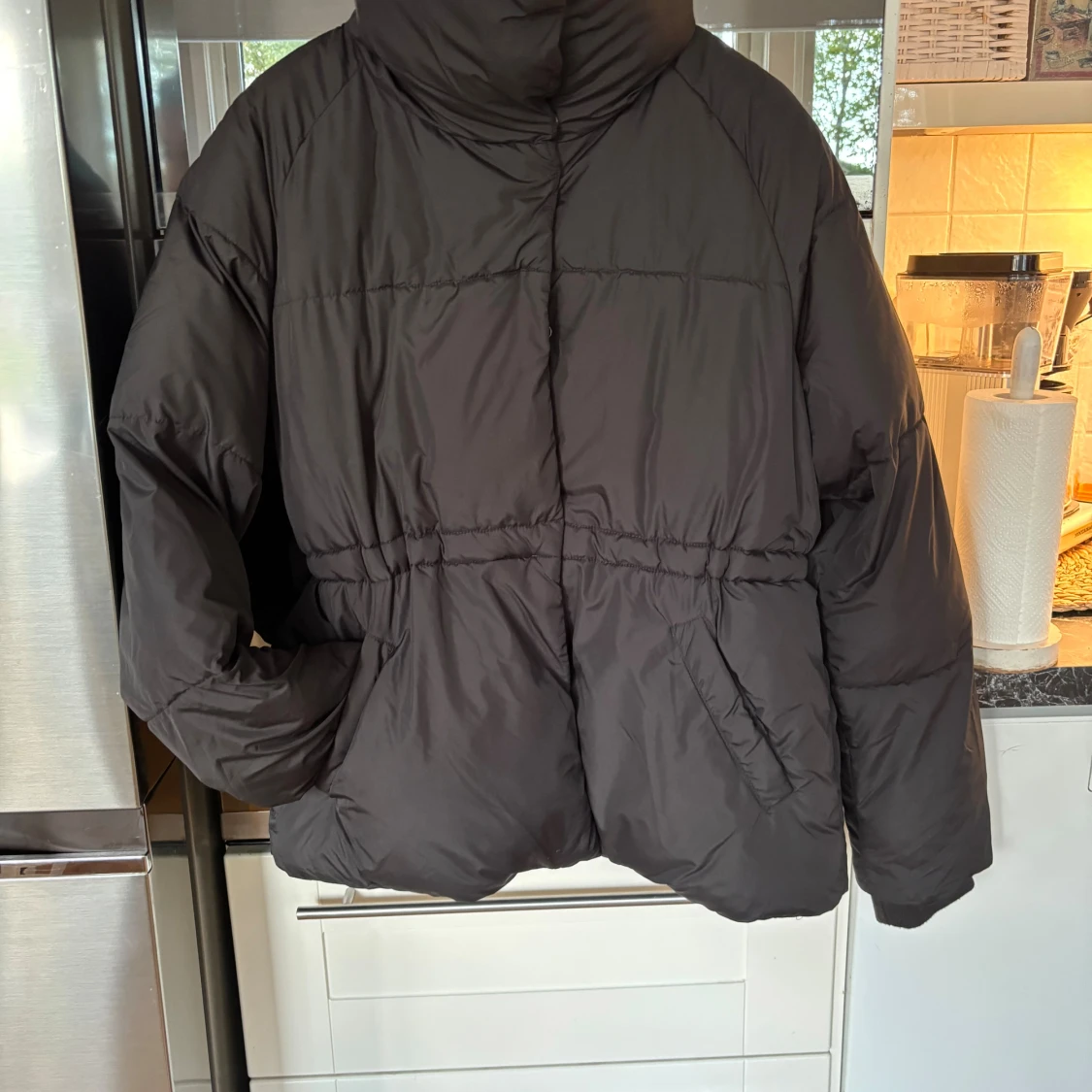 Svart pufferjacka från Zink, S
