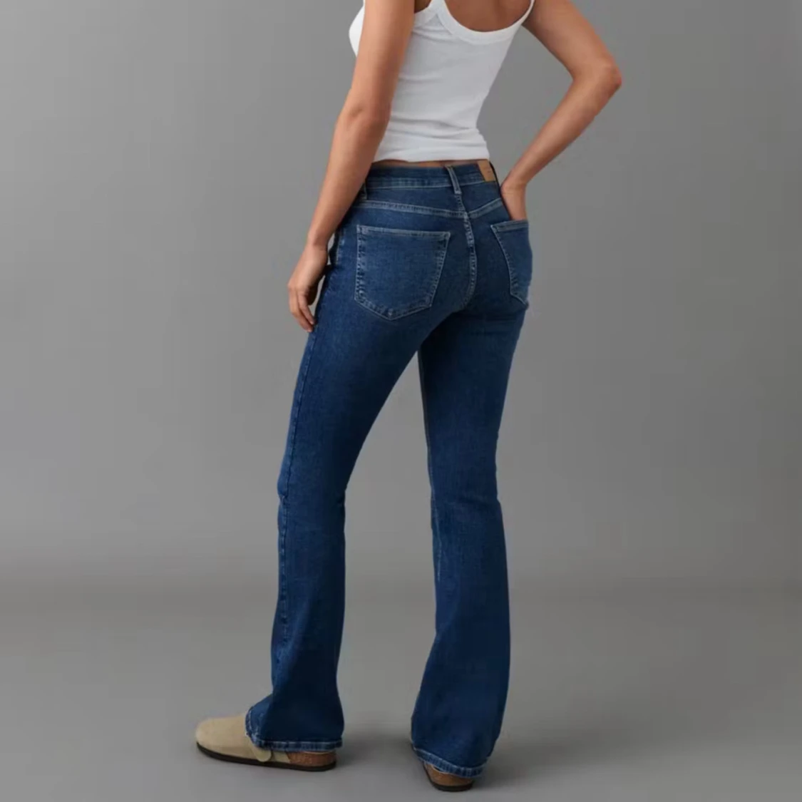 Low waist bootcut jeans