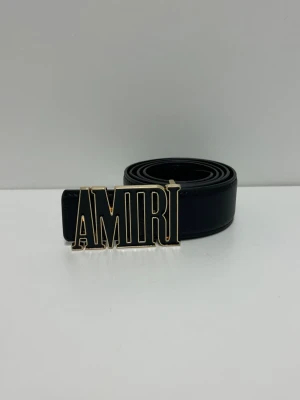 Amiri Bälte - Säljer ett bälte helt nytt oanvänd. Storlek 110cm snabb frakt.
