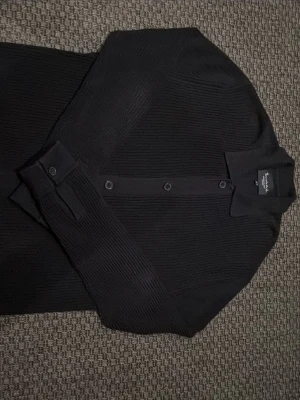 Cardigan  - Säljer denna Cardigan i storlek S 