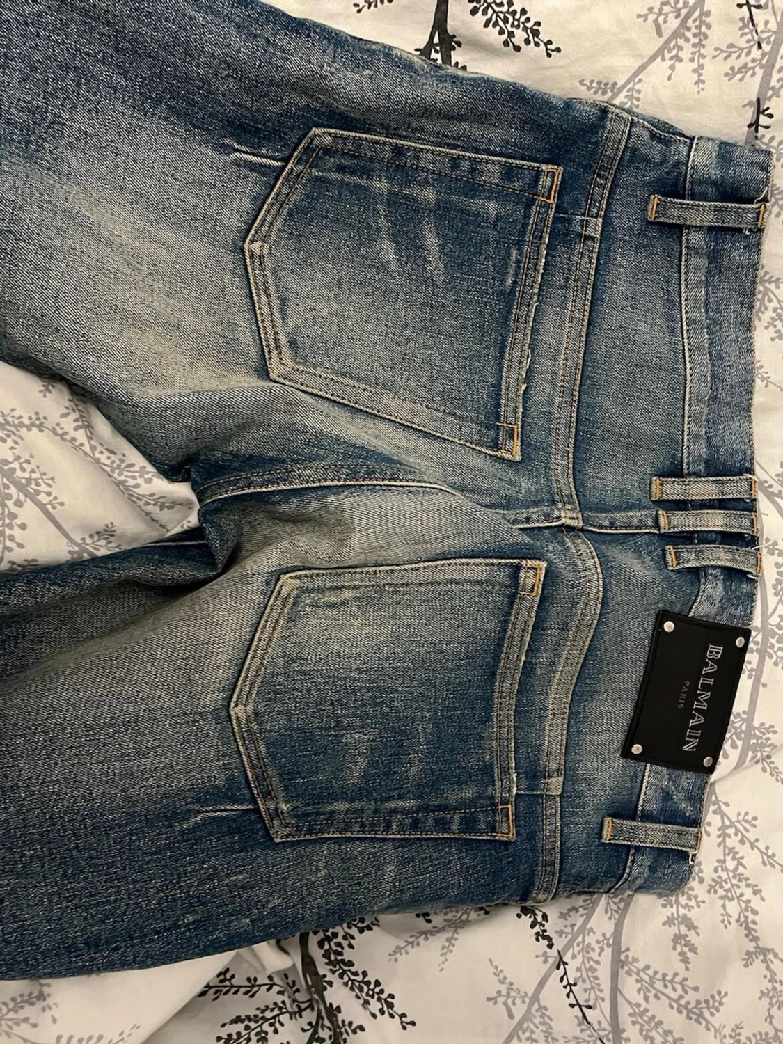 Blå slitna jeans från Balmain - 1