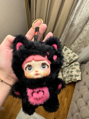 Nommi  - Nommi docka helt ny köpte till syrran och hon ville ha en annan färg