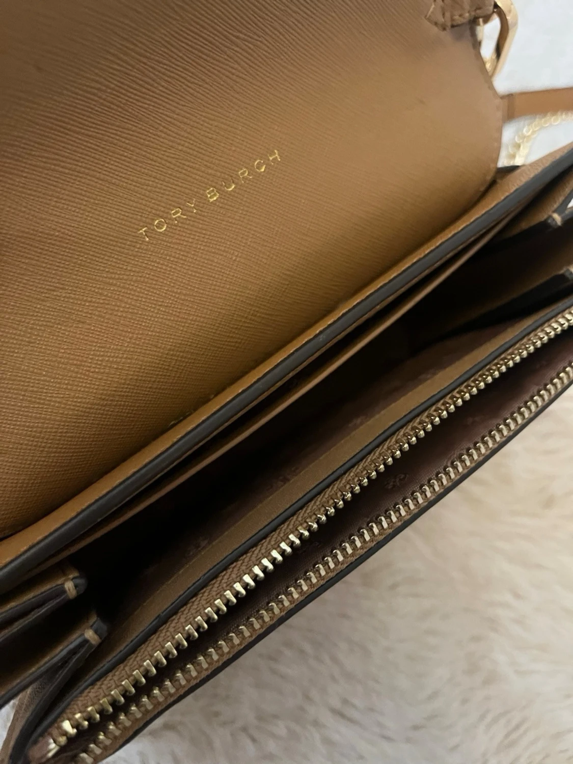 Beige axelväska från Tory Burch - 1