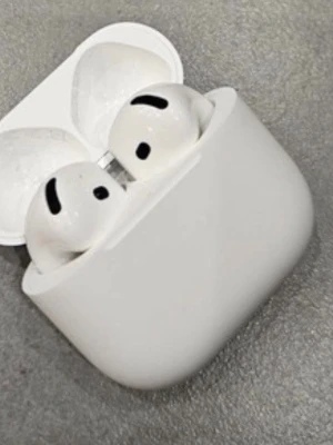 AirPods 4 - Hej säljer mina AirPods 4 som är köpt i september 2024 från Netonnet kvitto finns de bara höra av sig