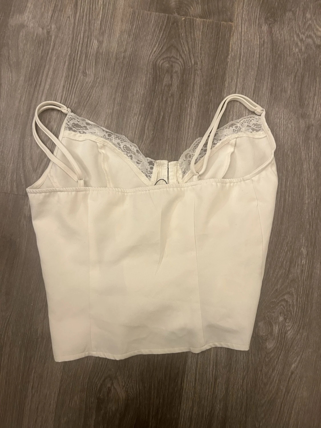 Korsettliknande topp - 2