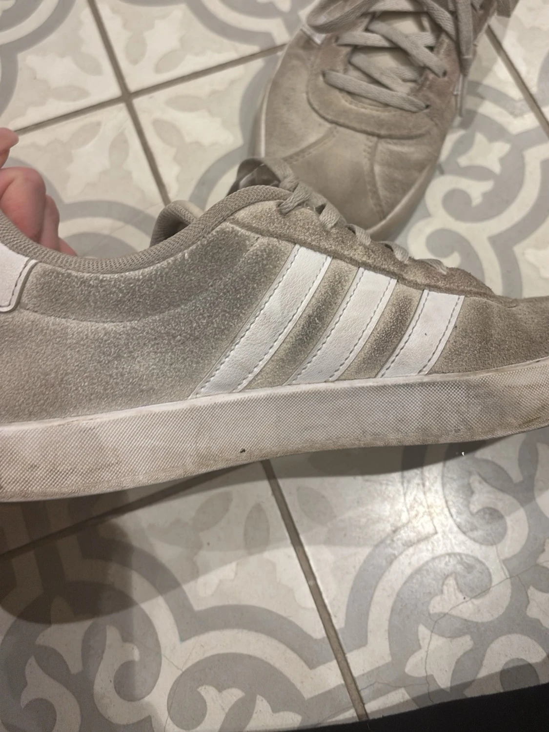 Beige Adidas sneakers med mocka - 3