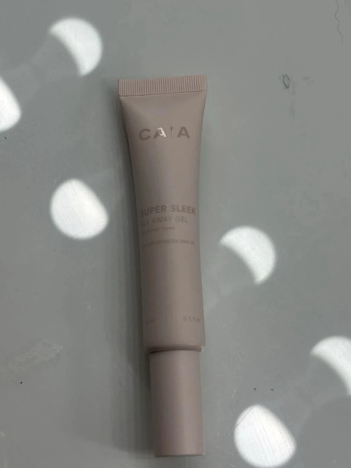 CAIA Super Sleek Fly Away Gel - 1