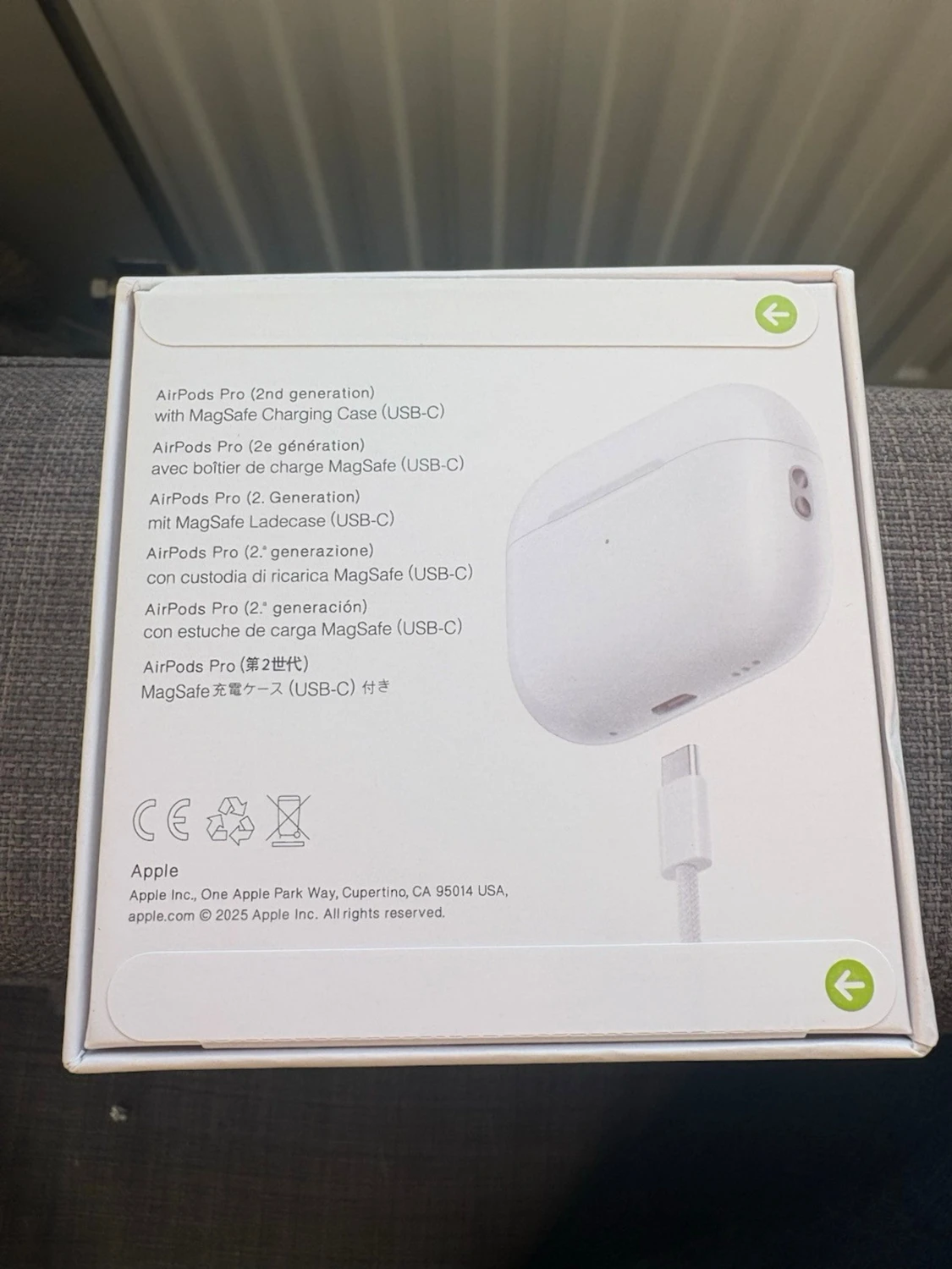 AirPods Pro (2nd generation) med MagSafe-laddningsetui (USB-C) - 1