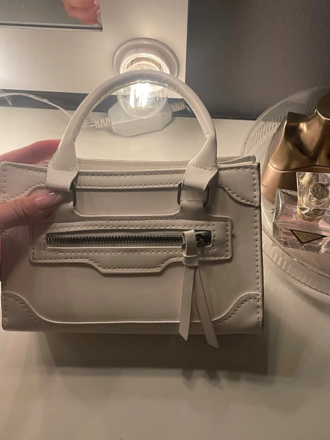 Vit handväska  - 2