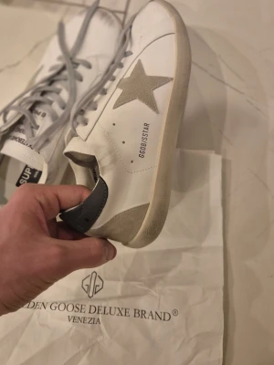 Goolden Gose - Säljer på grund av resell.