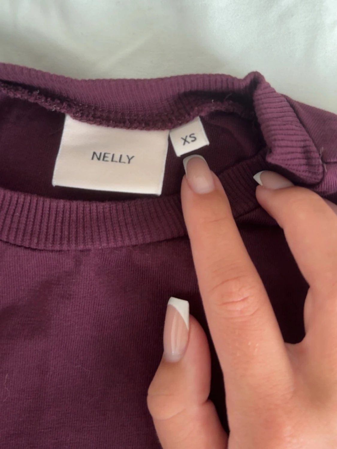 vinröd t-shirt  - 3