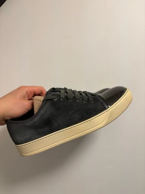 Lanvin captoe skor mörkgröna  - Lanvin captoes i mörkgrön! Skorna är i bra skick! Allt OG medföljer! Kvitto finns! 🧾Storlek 7 UK