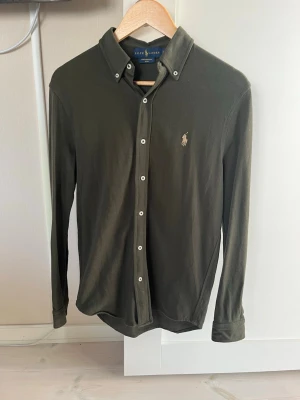 Polo Ralph Lauren skjorta  - Schysst grön skjorta från polo Ralph Lauren 