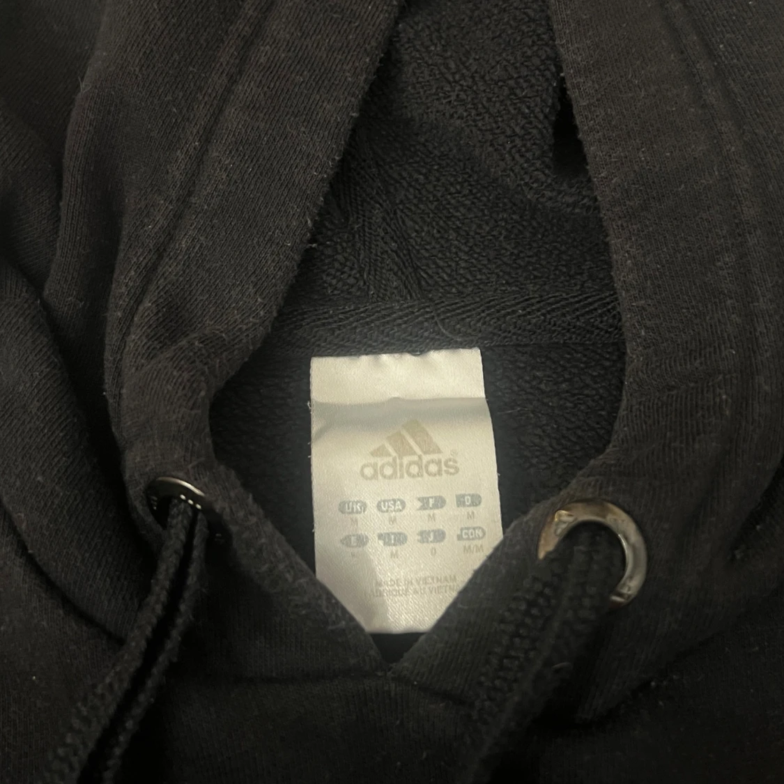 Svart Adidas hoodie med vita ränder - 1