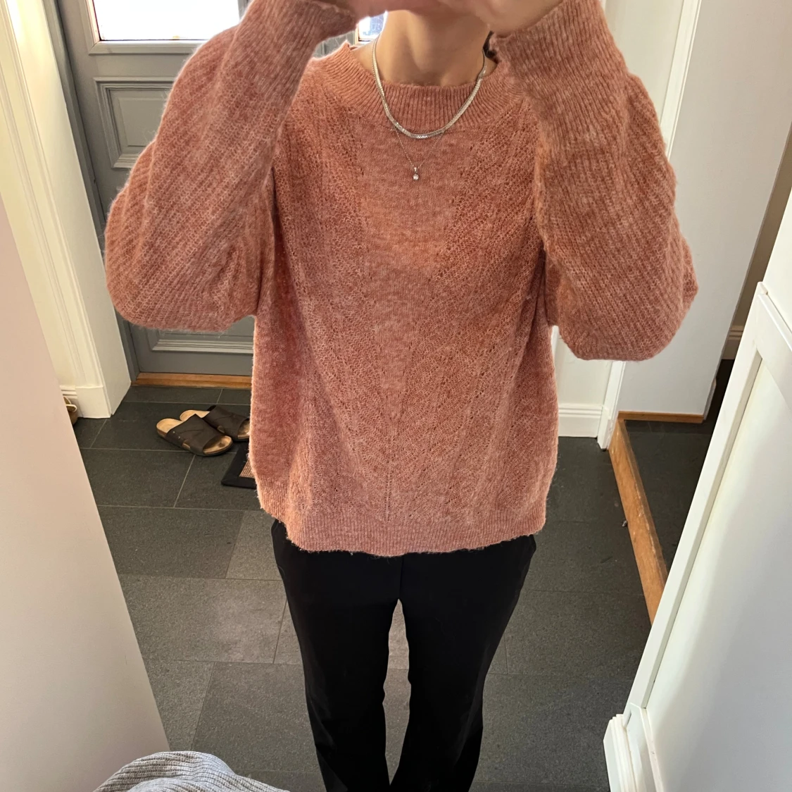 Rosa stickad tröja  - 1