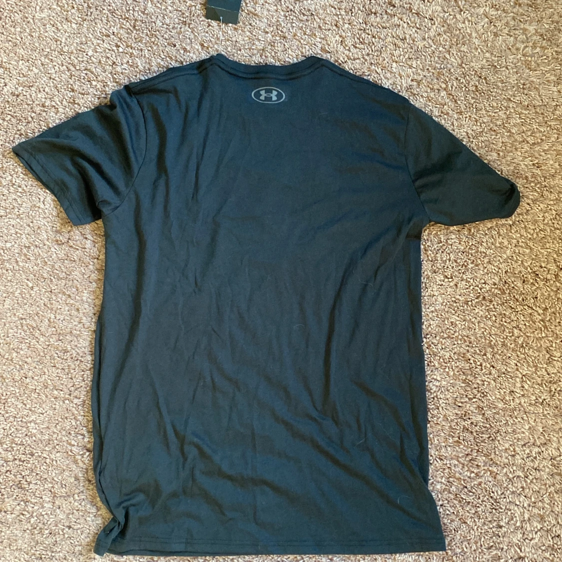 Helt ny under armour träningströja - 1