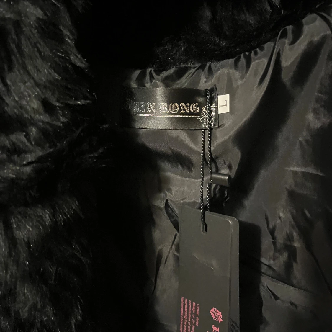 Svart pälsväst från Jen Long - 1