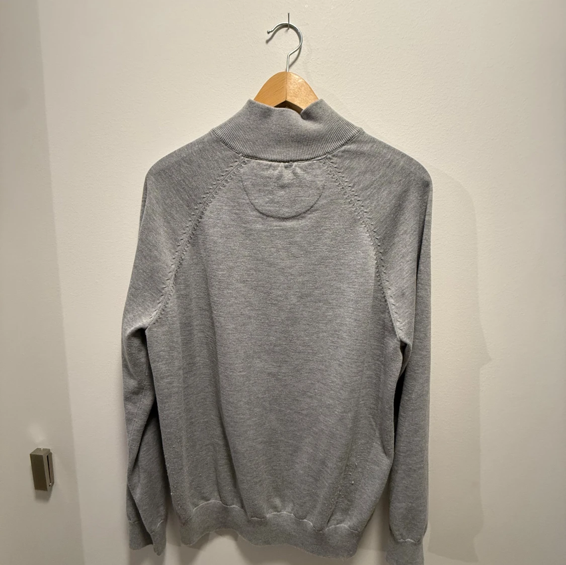 Grå  zip tröja - 1