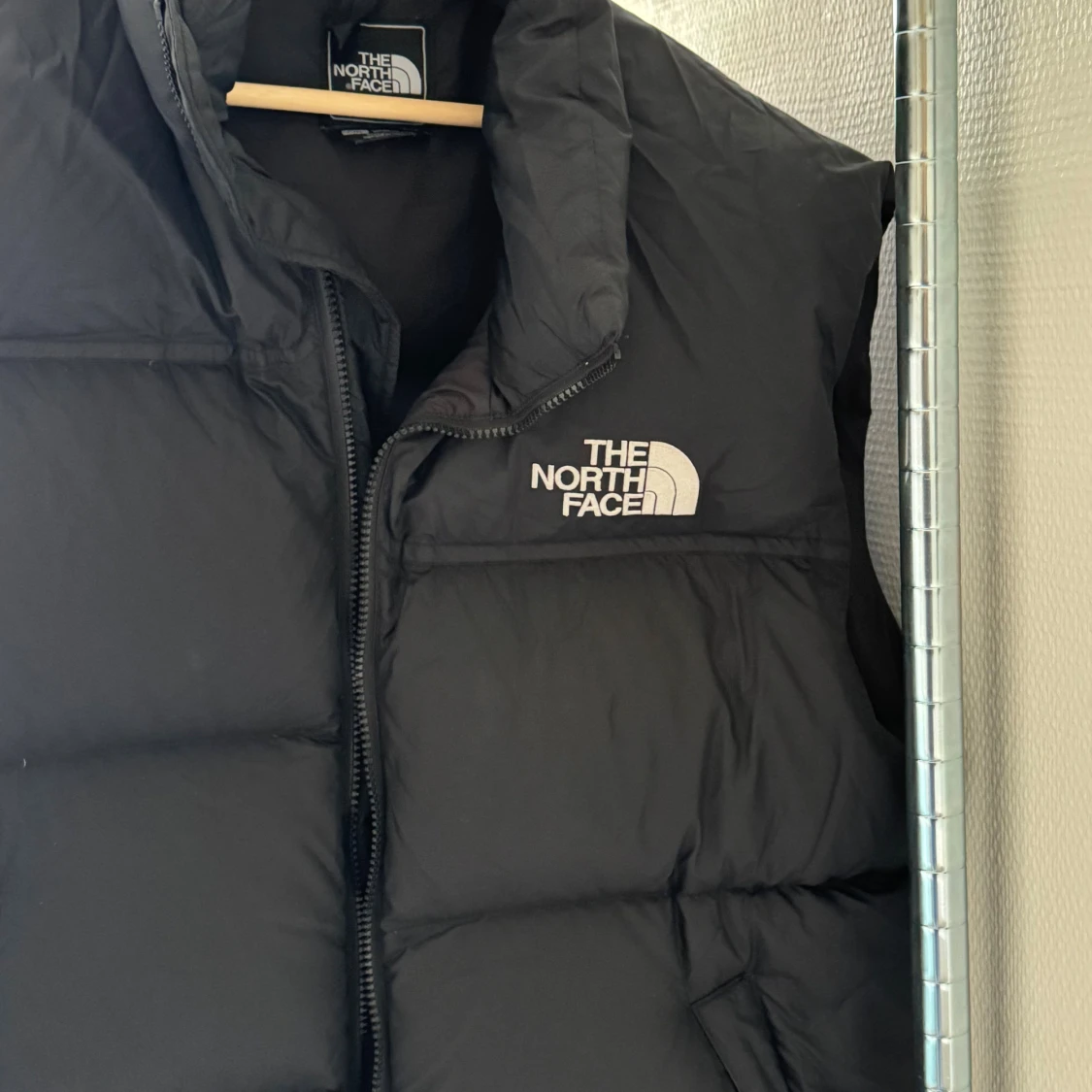 Svart dunväst från The North Face - 1
