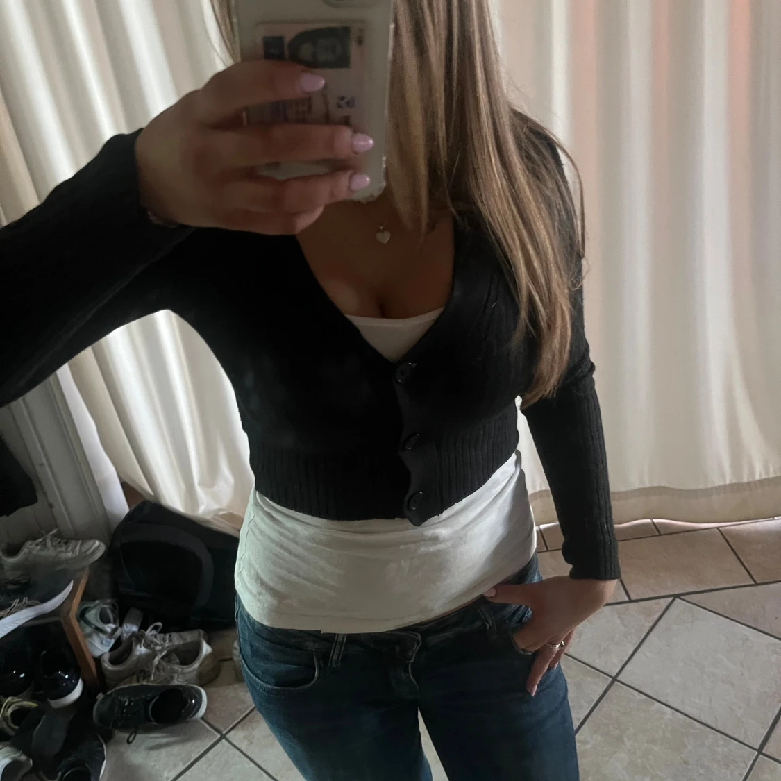 Svart croppad kofta från Divided XS