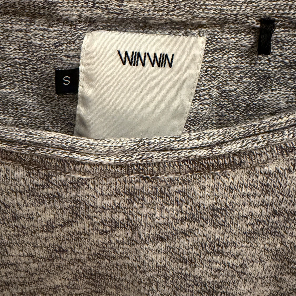 Gråmelerad långärmad tröja WinWin - 1