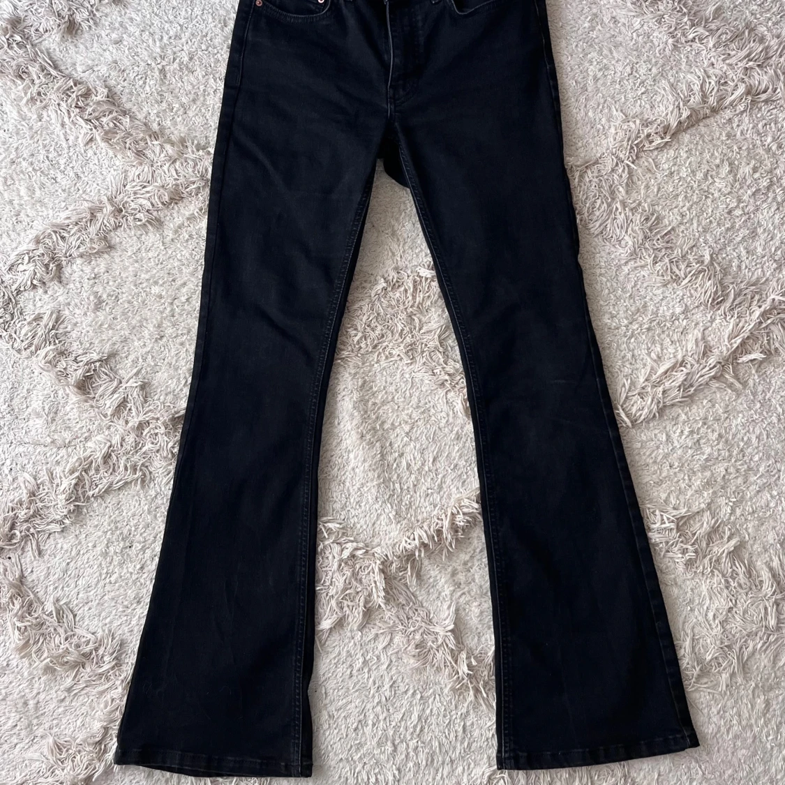 Svarta bootcut jeans från Perfect Jeans - 1