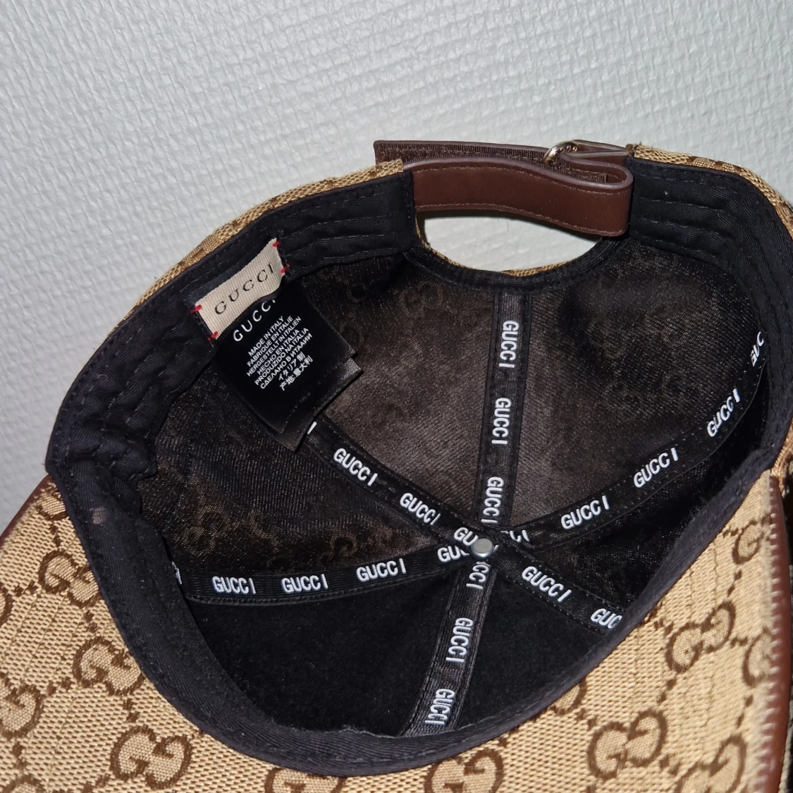 Gucci beige keps med GG-mönster - 1