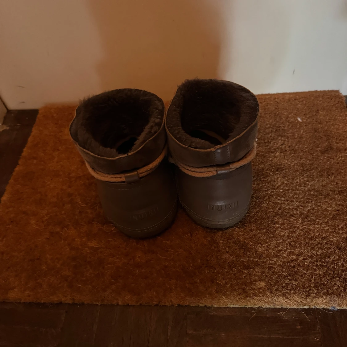 Bruna Inuikii boots med snörning - 2