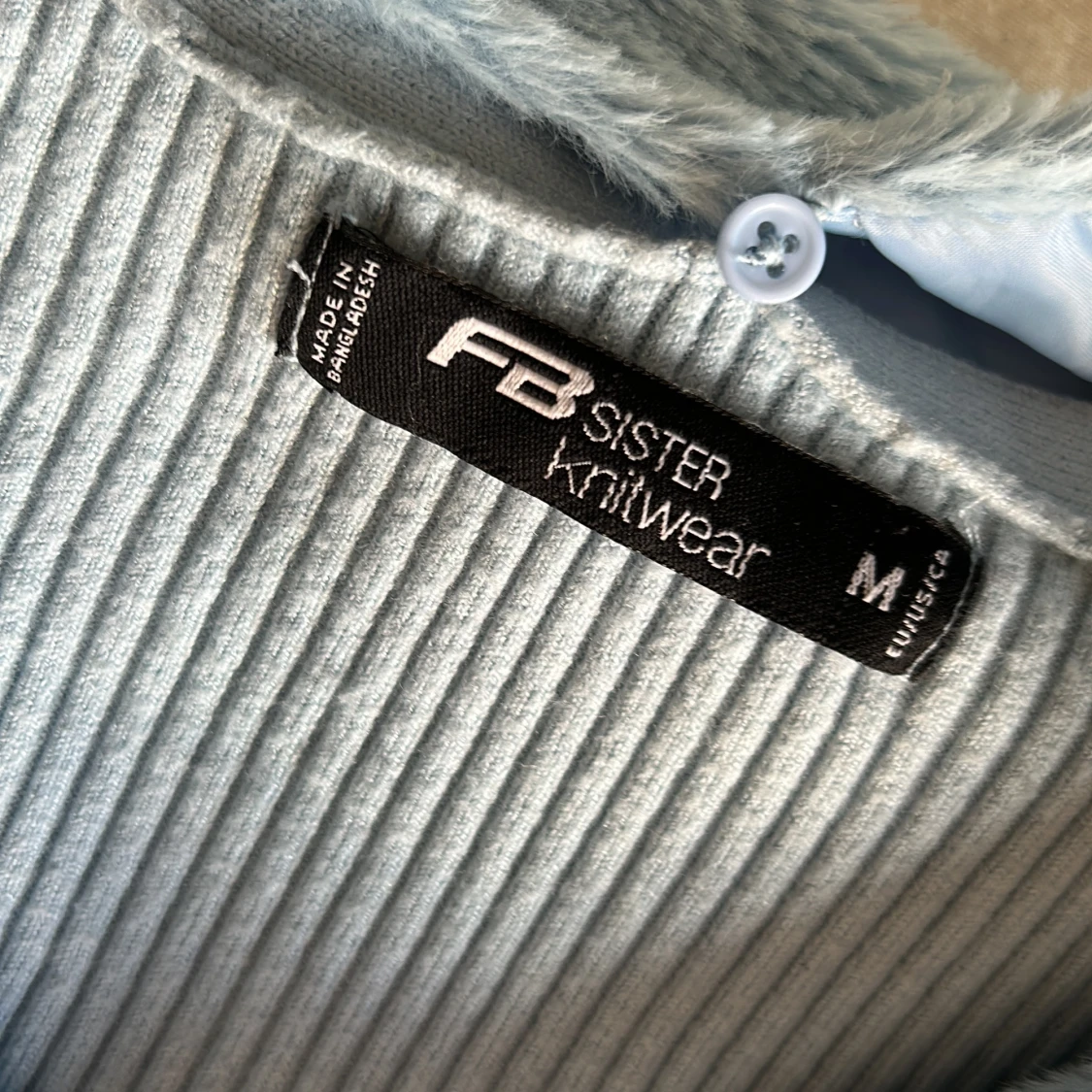 Ljusblå magtröja  med fuskpäls från FB Sister - 2