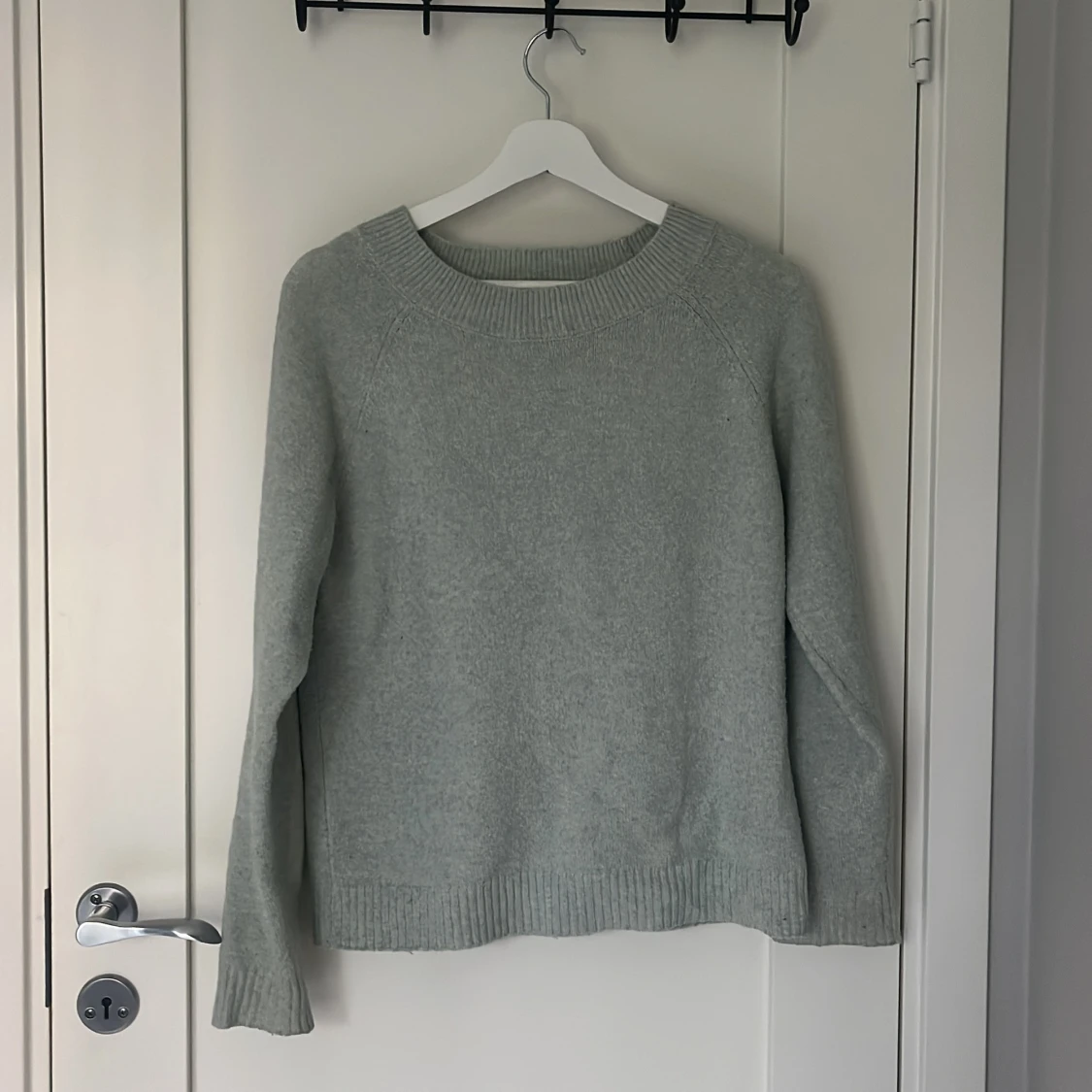 Mint grön stickad tröja från Vero Moda