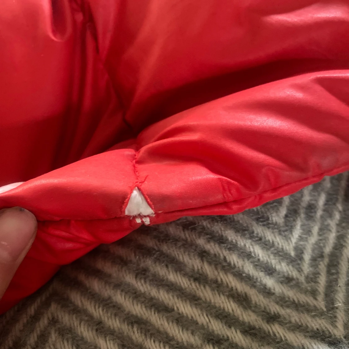 Röd Moncler pufferjacka med dragkedja - 4