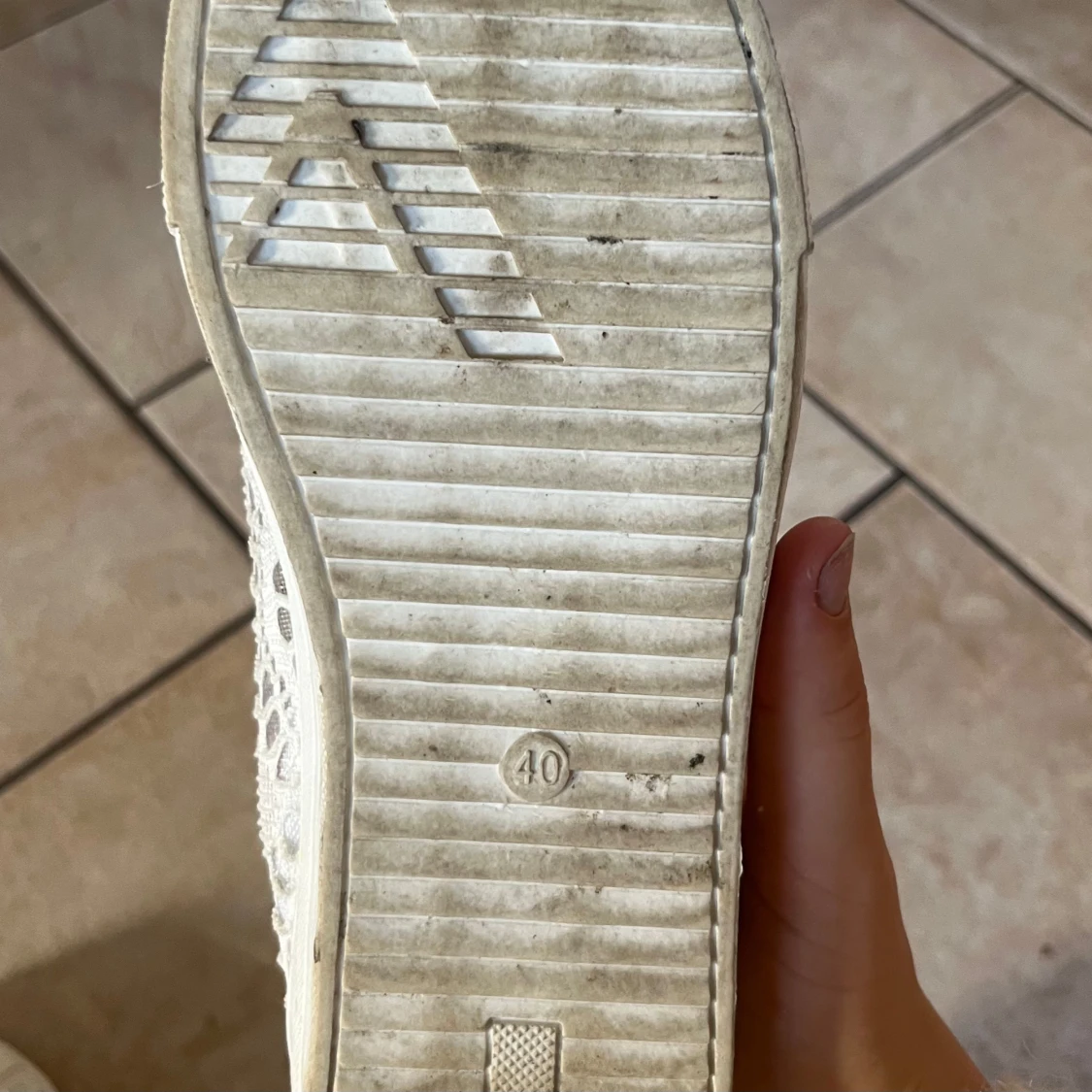 Vita spets-sneakers från OK Sport, stl 40 - 3