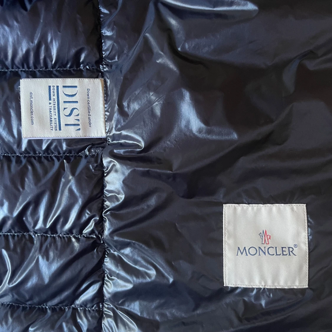 Svart dunväst från Moncler - 3