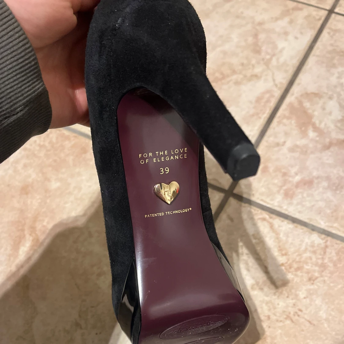 Svarta mockapumps från Tamaris, stl 39 - 3