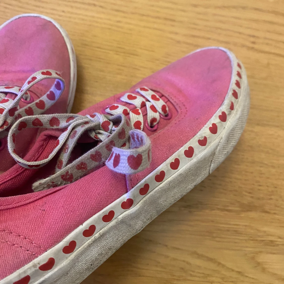 Rosa Vans sneakers med hjärtan - 1