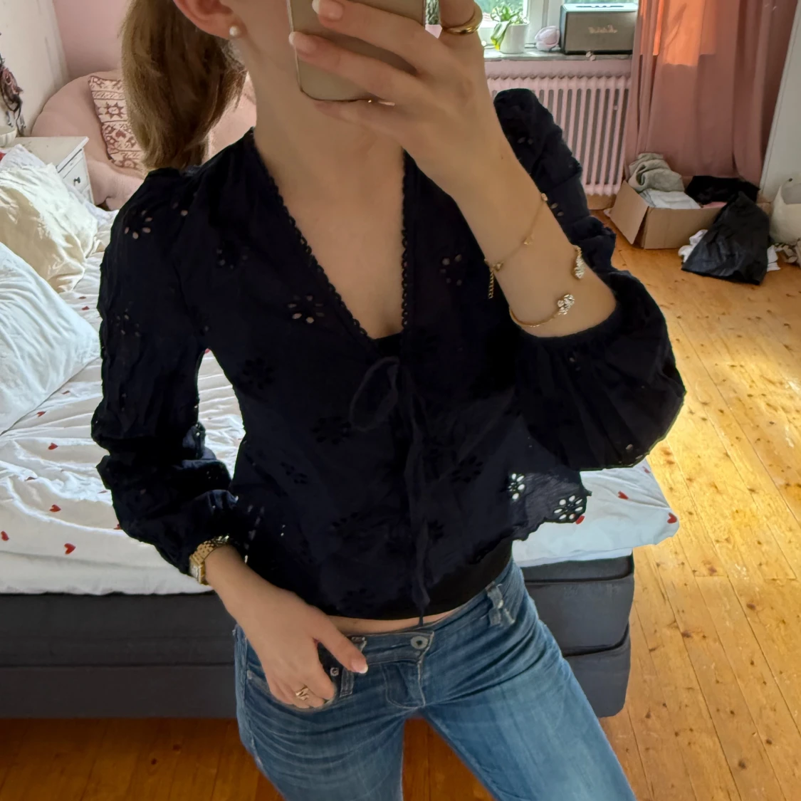 Marinblå broderad topp - 2