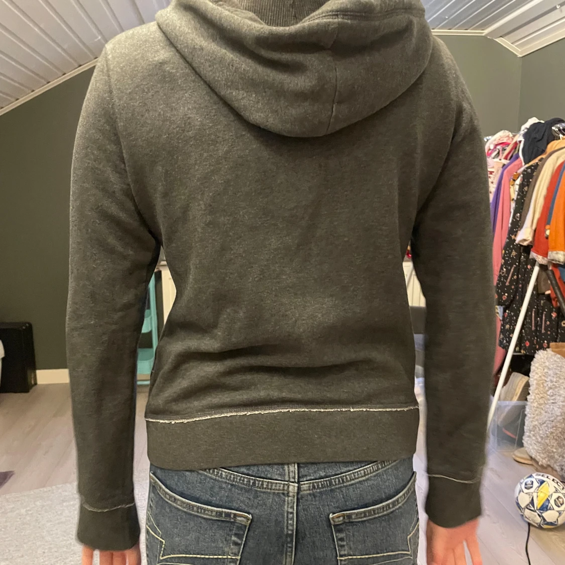 Mörkgrå hoodie från Aeropostale - 1